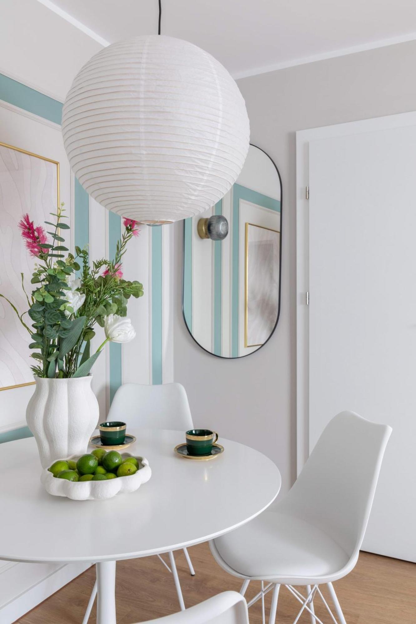 Holt - Sublime Minty Green 1Br On The Park 부쿠레슈티 외부 사진